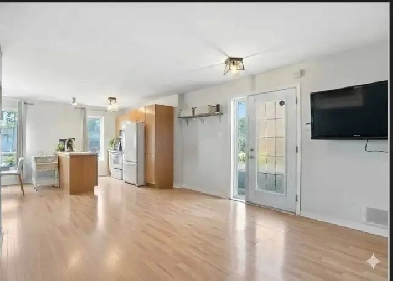 Condo 4½ à louer – Sainte-Catherine – 1 550 $