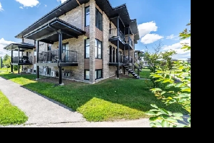 renovated 2-bed apartment for rent, blvd du Plateau - ID 3493 Image# 1