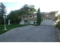 Happy New Yr - 3 bdrm 1.5 ba, separate heat, main flr - Haultain Image# 1