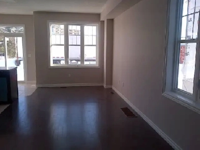 3 Bedroom 3.5 Bath End Unit Townhome Image# 1