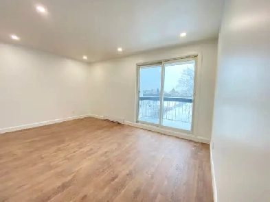 Appartement 4 ½ entièrement rénové – Disponible immédiatement Image# 1