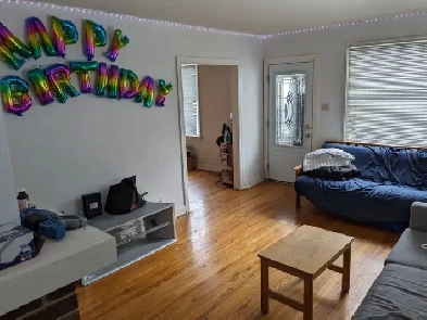 Bright south-facing 4 bedroom $3600 monthly Image# 1