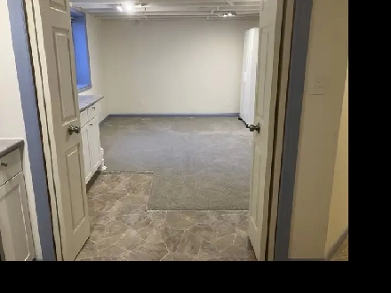 Private Suite with parking and all utilities (Feb 1st) Image# 1