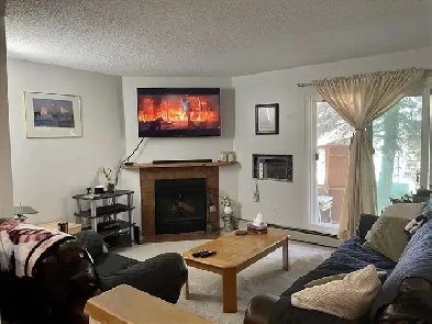 Two bedroom condo available to rent Image# 1