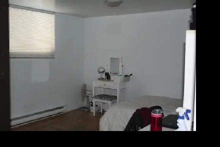 Près Cégep Garneau et Université pour étudiant(e) seulement Image# 1