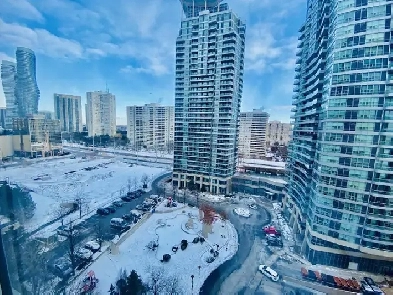 AVAILABLE NOW, MISSISSAUGA CITY CENTRE LARGE ALL-INCLUSIVE SUITE