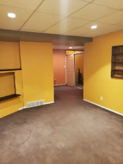 1 bedroom full basement Image# 6