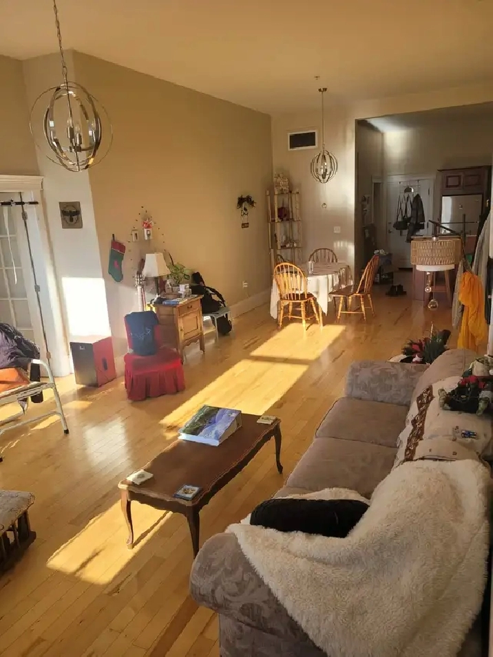 Prime location - high end 2 bedroom - Willow Lofts