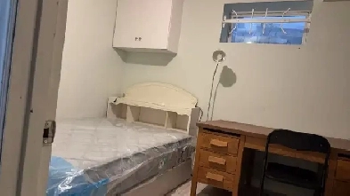 room for rent Image# 1