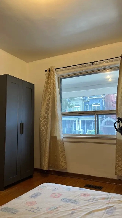 Nice two bedrooms DT Toronto Bathurst and College all inclusive Image# 1