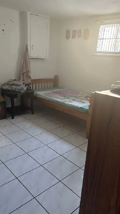 room on rent (girls only) Image# 1