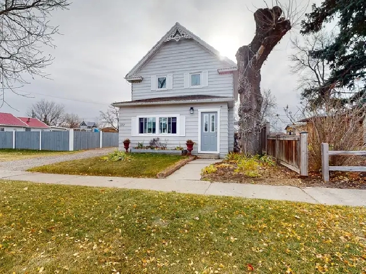 Updated 4 Bedroom Character Home on HUGE Double Lot   2 Garages