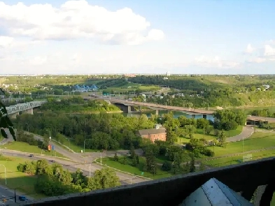 ☀️Downtown top floor suite with breathtaking river valley view☀️ Image# 1