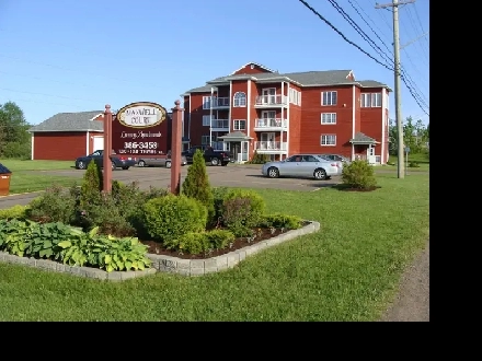 Mature-adult, 1400 sq.ft., 2-bedroom, suite Image# 1