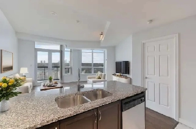 CONDO RENTAL 1 Bed Den ROYAL YORK RD EtobicokeEXCLUSIVE