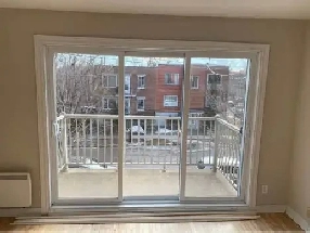 Grand 4 ½ rénové avec bureau  2 min métro Sauvé Image# 1