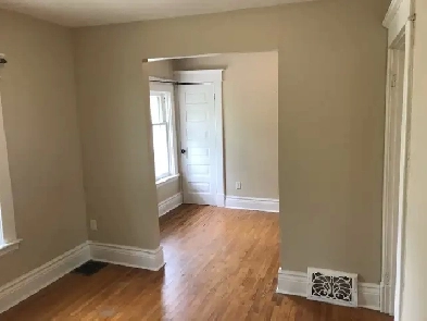 Available either Feb 1 or Mar 1, 2026 Old South Upper Unit Image# 1