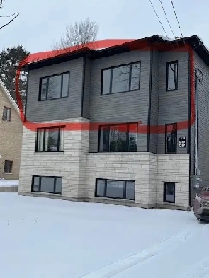 Grand 4 1/2 dans Triplex rue Grégoire Image# 1