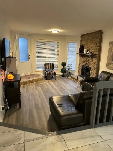 logement  libre 1 mars , triplex 4 1/2 St-Thérèse à louer Image# 1