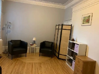 Charming Office to Rent Image# 6