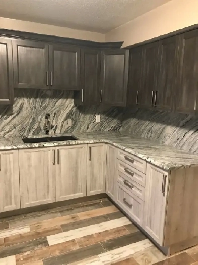 RIVER PARK APTSBEAUTIFUL UPGRADED 2 BDR 2 STOREY APT