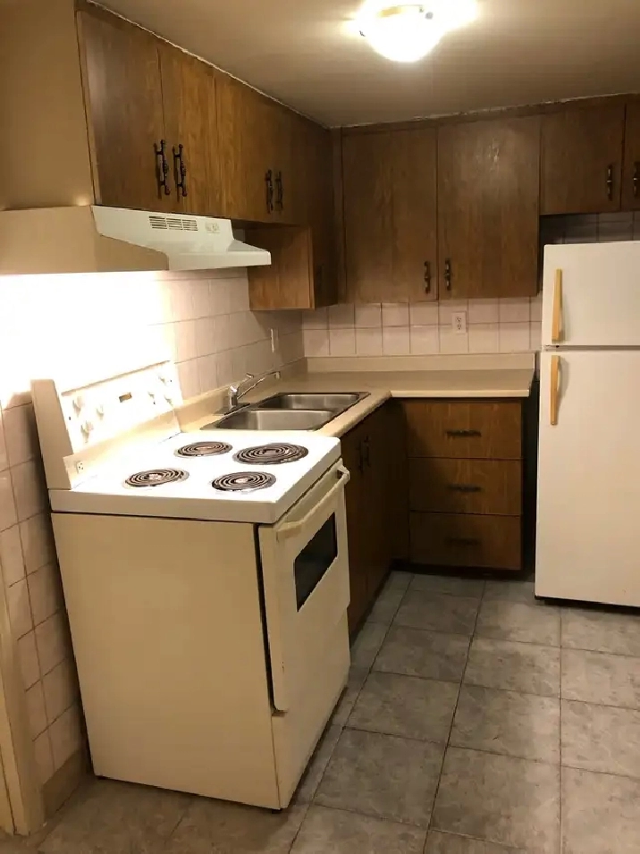 ONE BDRM FOR RENT UTILITIES INCLUDED