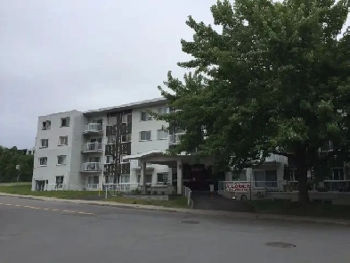 3 1/2 4 1/2 for rent Image# 1