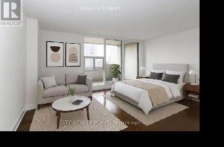 LIVE IN DOWNTOWN AREA Image# 1