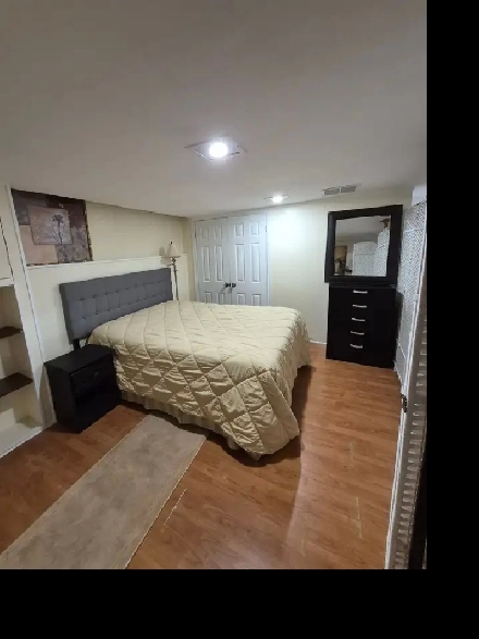 Basement Studio Apartment $1100/month -Meadowvale, Mississauga
