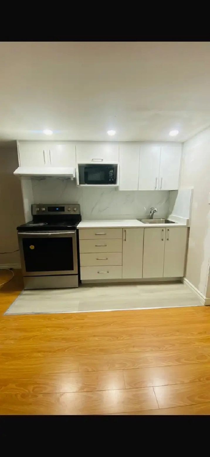 1 room  studio basement