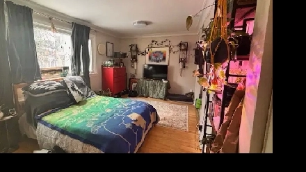 New Edinburgh large studio apt Image# 1