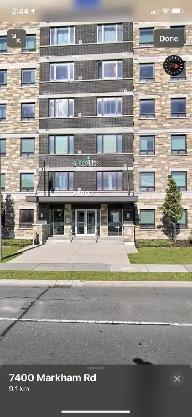 1 bedroom   den condo in Markham  with 1 unde Image# 1