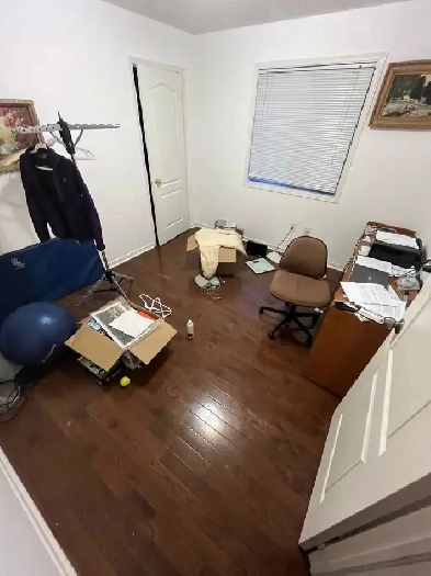 FURNISHED PRIVATE ROOM AVAILABLE IN MISSISSAUGA Image# 1