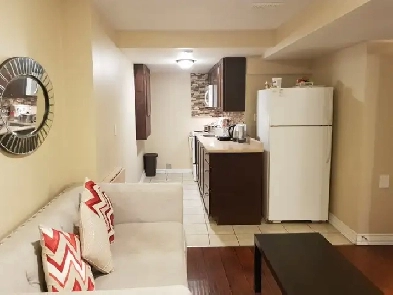 1 BR BASEMENT APT FOR SINGLE FAMILY - Text - 647.286.7749