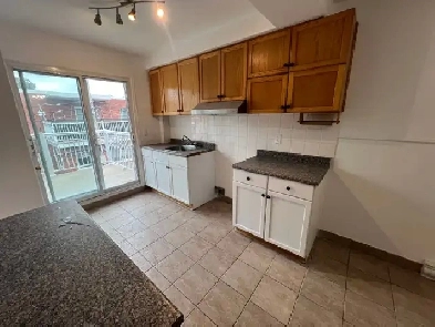 4 1/2 in st Leonard Image# 1