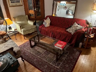 COLOCATAIRE RECHERCHÉ.E - 1ER FÉVRIER- PLATEAU EST✨ Image# 1