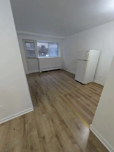 2 1/2 Chauffé, 3 minutes du métro Henri-Bourassa Image# 1