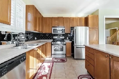 Master Bedroom with Ensuite Image# 1