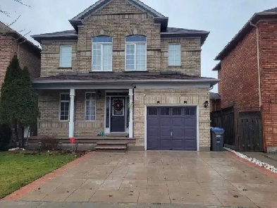 3 Bedroom detached house for rent in Mississauga