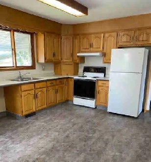 Family Home near Schools for Sale Image# 1