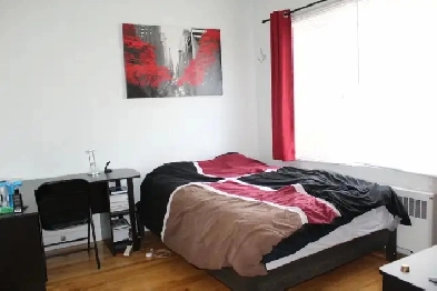 A côté du Cégep Garneau pour étudiant(e) non fumeur(euse) Image# 1