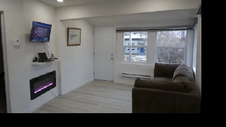 Office for rent top floor used as home office w/ reception area