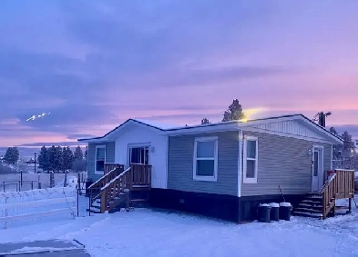 Upgraded 2023 SRI Modular Home FOR SALE (home only)