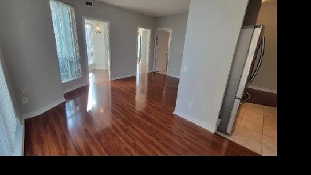 2 bedroom condo - steps from Yonge & Finch Image# 1