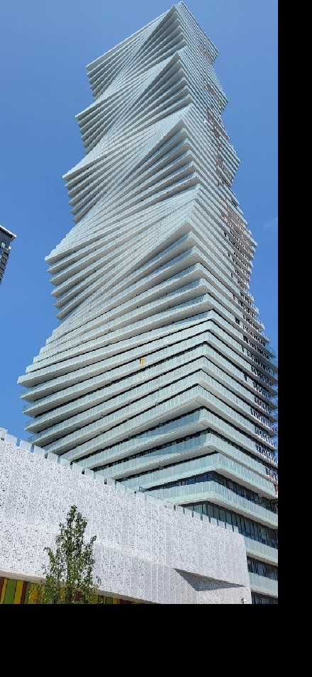 Modern 1BR Condo at MCity Mississauga all utilities included