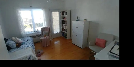 Voisin Cégep Garneau pour étudiant(e) non fumeur(euse), Image# 1