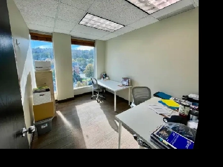 Office for Rent in Kamloops w/ Boardroom, Kitchen & Reception