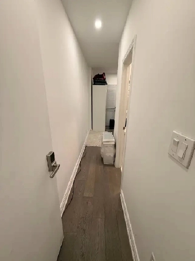 Private Room for Rent – Downtown Toronto (23 McGill Street) Image# 1