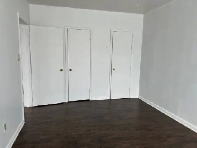 Spacious and bright 2 Bedroom Apartment in Royal York & Mimico Image# 1