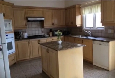 Yonge& Finch private Room Main Floor Image# 1